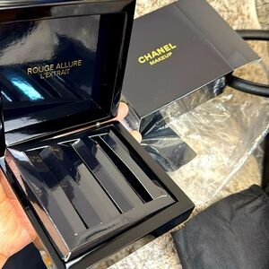 Chanel Beauty Box